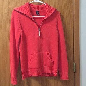 Gap sweater